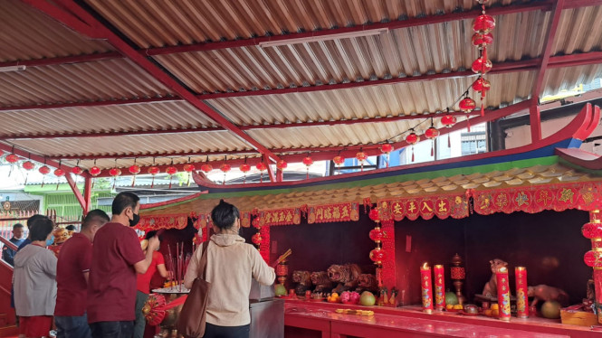 Intipseleb/Tiya Sukmawati