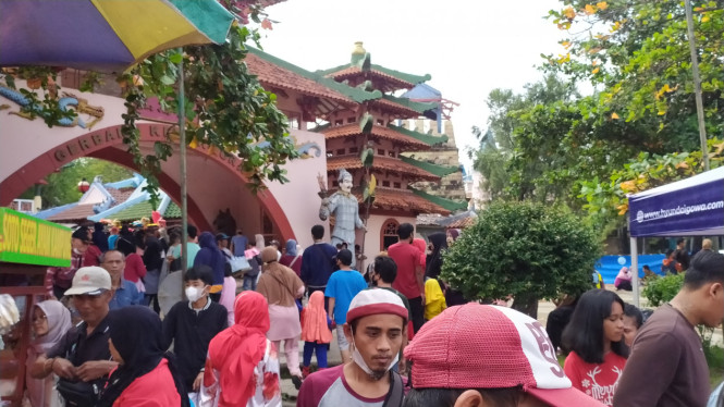 IntipSeleb/ Wahyu Firmansyah