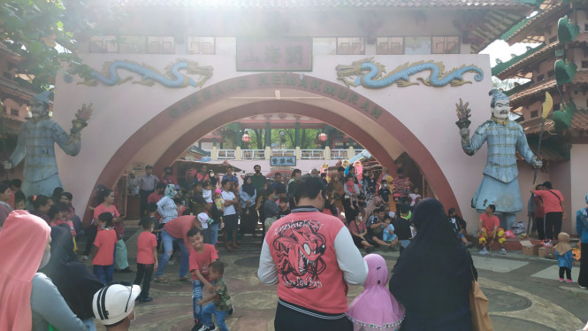 IntipSeleb/ Wahyu Firmansyah