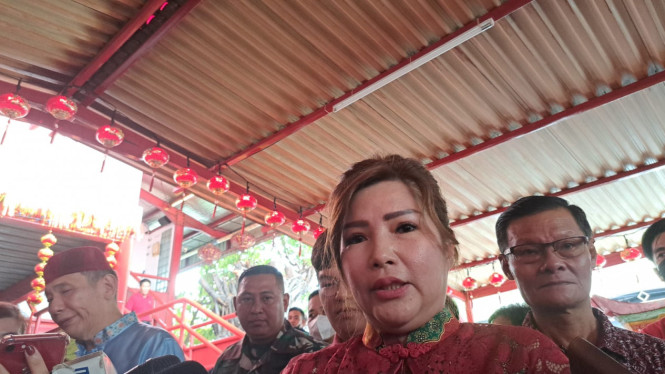 Intipseleb/Tiya Sukmawati