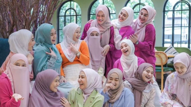 Instagram/anisarahman_12