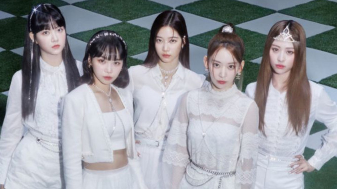 Instagram/@le_sserafim