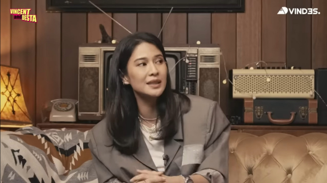 Respons Dian Sastro Ketika Dicap Sombong: Terserah Lo