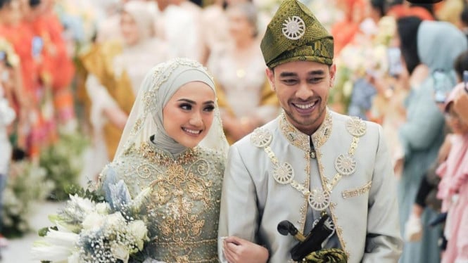 Instagram/thebridestory