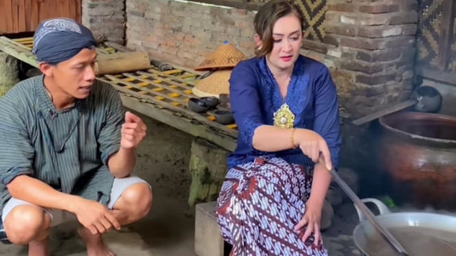 Instagram/@nafaurbach