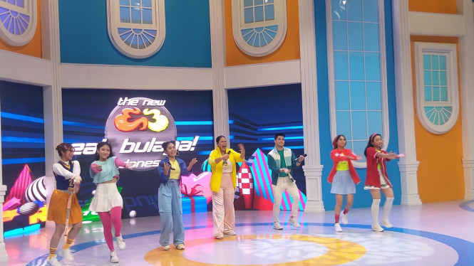 Cahaya Padang/IntipSeleb