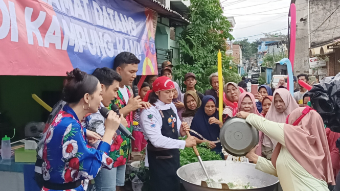 Dikenal Raja Atraksi, Chef Muto Bagi-bagi Sarapan Gratis di The New Eat