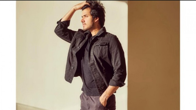 Instagram/Paras_kalnawat