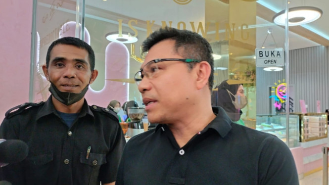 Intipseleb/Tiya Sukmawati