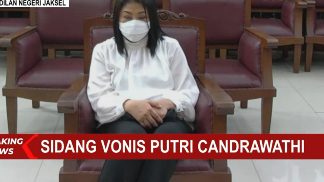 Divonis 20 Tahun Penjara, Putri Candrawathi Langsung Nampak Tertunduk Lesu