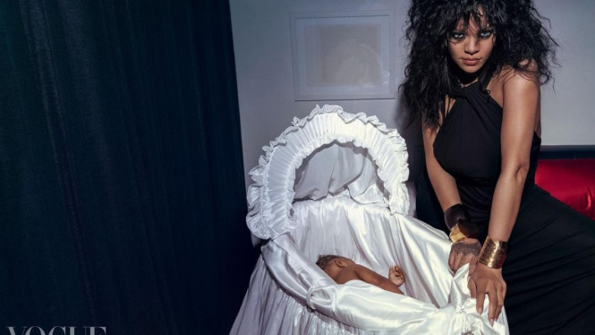 Instagram/badgalriri 