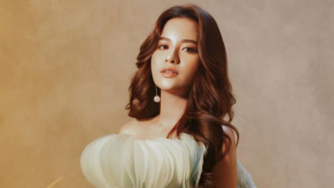 Instagram/@anggimarito