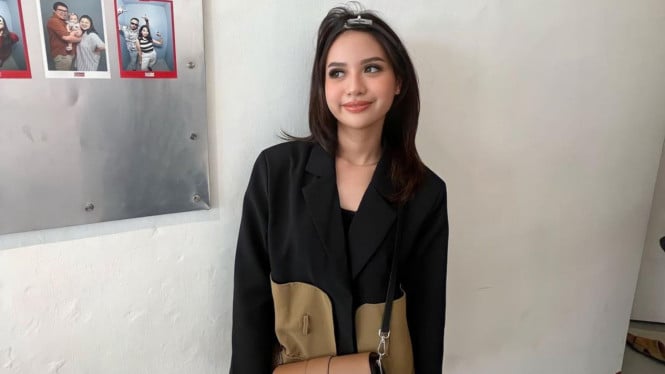 Instagram/ @anggimarito