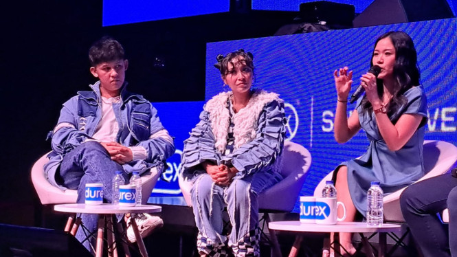 Intipseleb/Tiya Sukmawati