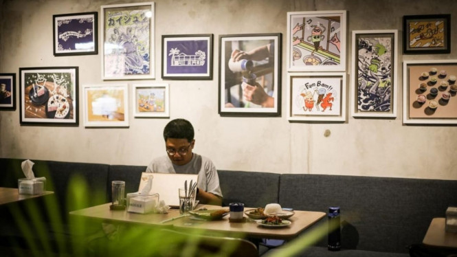 Instagram/three_folks