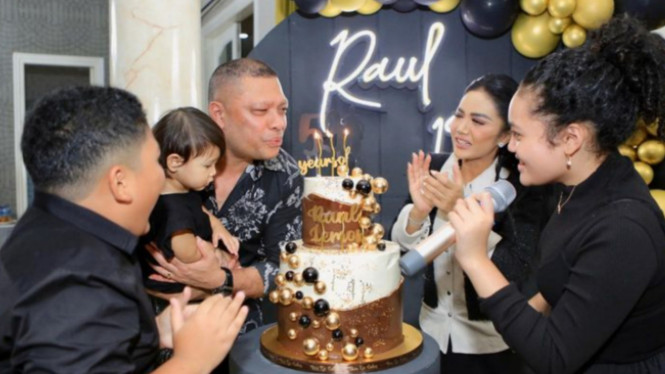 Instagram/@krisdayantilemos