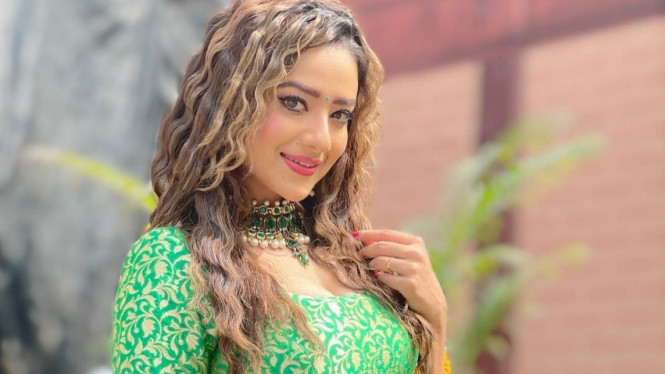 Instagram/ @madalsasharma