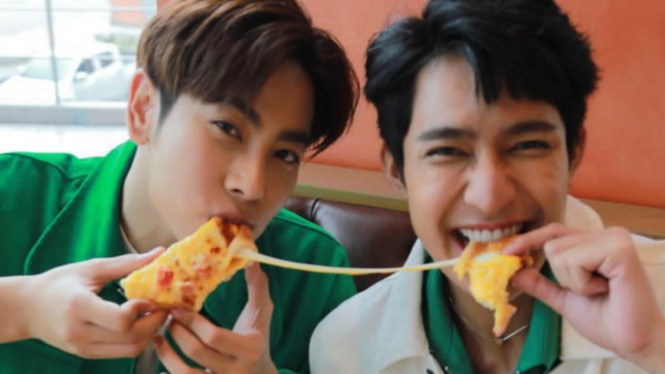 Instagram/@theearthe