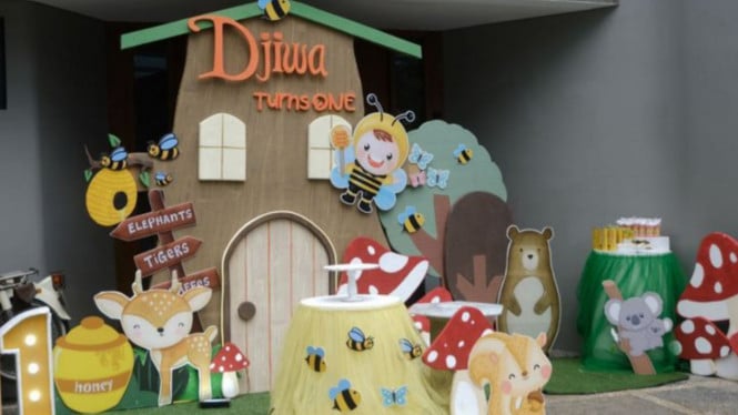 Instagram/@nadinelist