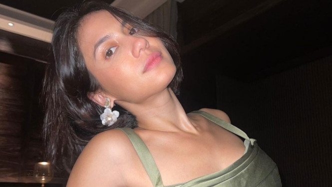 Instagram/@pevpearce