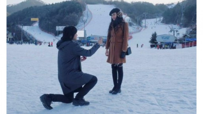 Instagram/kevinaprilio