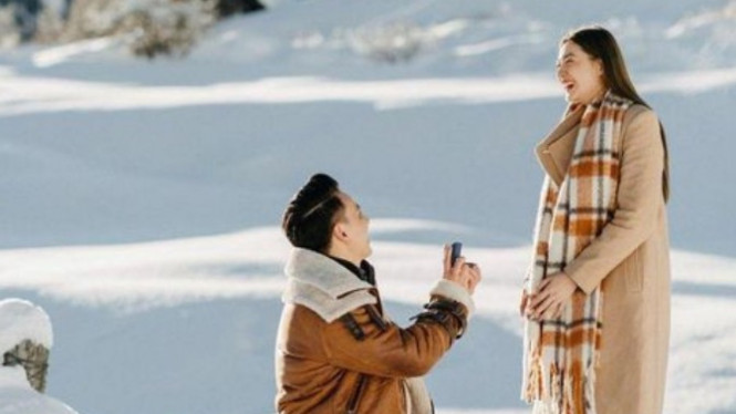 Instagram/billydavidson_