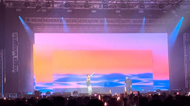 Intipseleb/Cahaya Padang