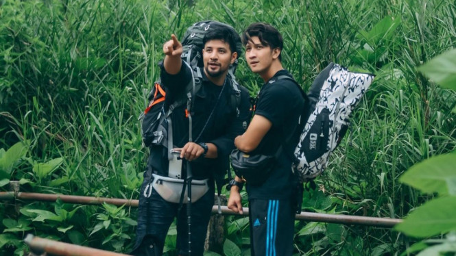 Instagram/real_aditya1 