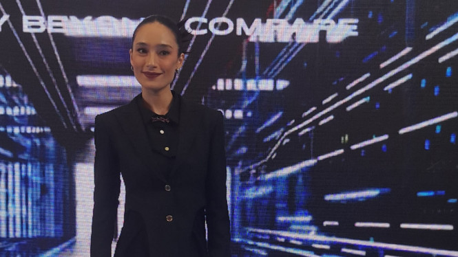 Intipseleb/Tiya Sukmawati