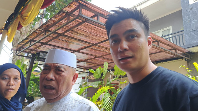 Intipseleb/Tiya Sukmawati