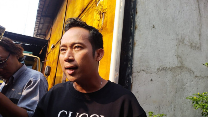 Intipseleb/Tiya Sukmawati