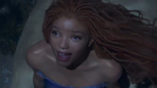 Instagram/@hallebailey