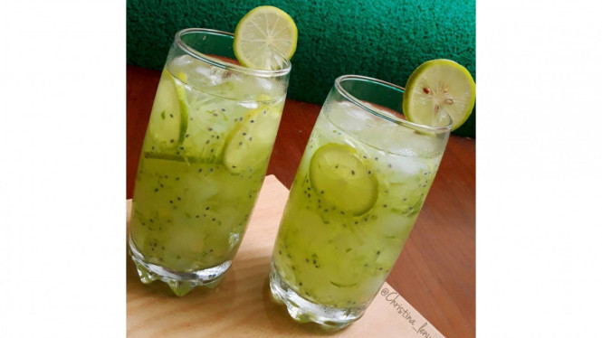 Instagram/@christina_lany