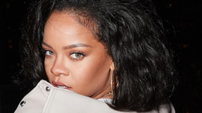 Instagram/@badgalriri