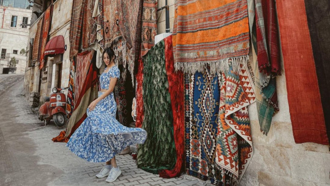 Instagram/ @anyageraldine