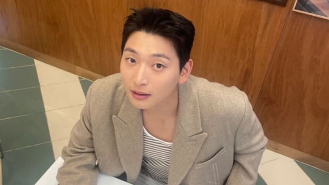 Instagram.com/jinwoon52