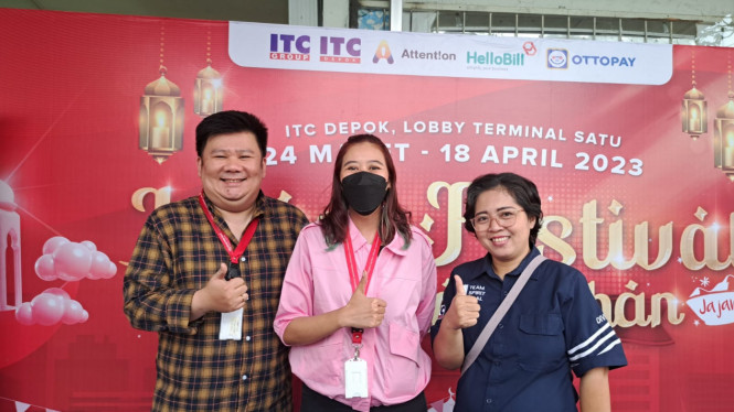 Intipseleb/Tiya Sukmawati