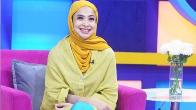 Instagram.com/fenirose