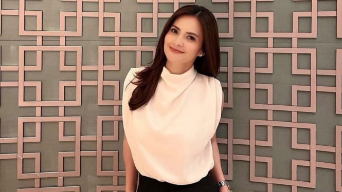 Instagram/ @cuttaryofficial