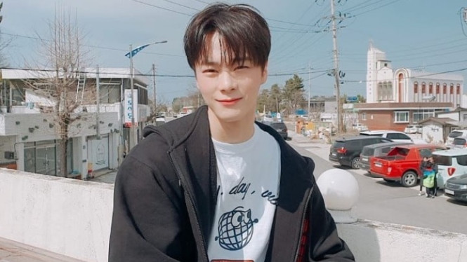 Instagram.com/moon_ko_ng