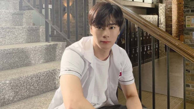 Instagram.com/moon_ko_ng