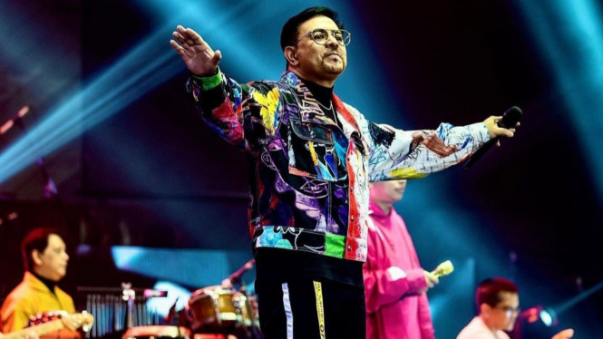 Instagram/@carlo_saba