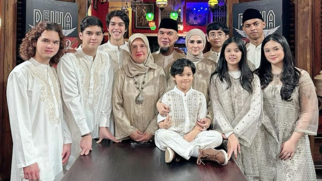 Instagram/ahmaddhaniofficial