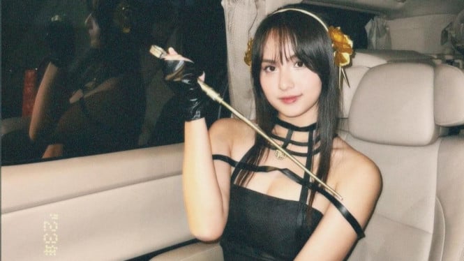 Instagram/ @angiemstwn