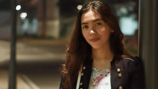 Instagram/shafiravelaz