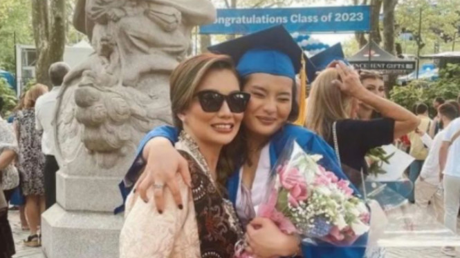 Instagram/@rezaartameviaofficial