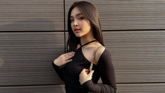 Instagram/ @elsaajapasal