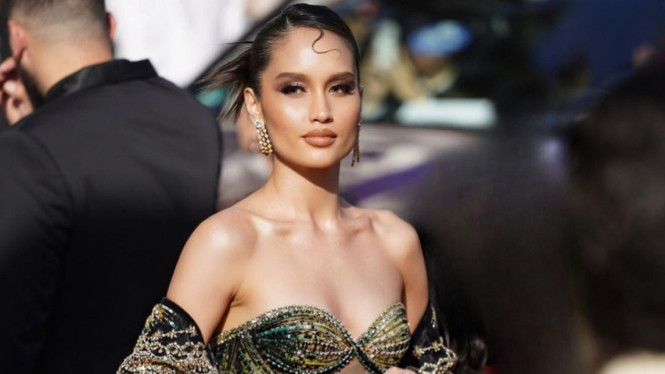 Instagram/claurakiehl