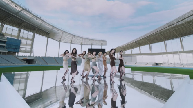 YouTube/TWICE