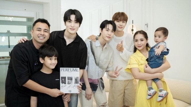 Rafathar, Doyoung NCT